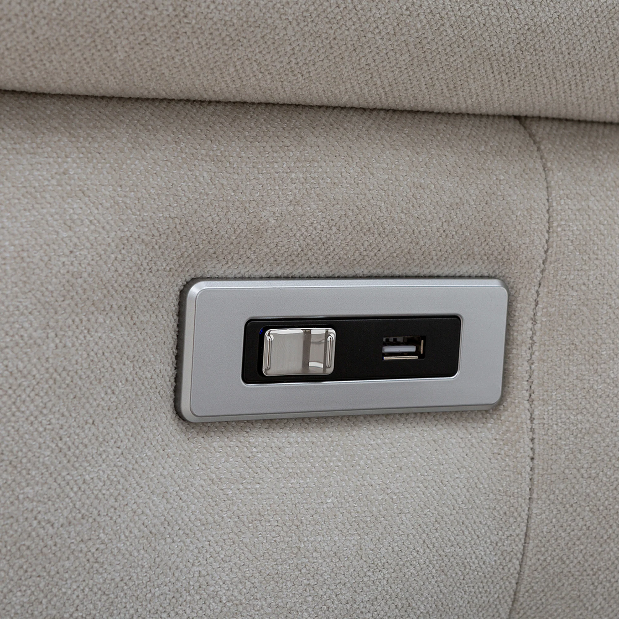 Aristona Motion Reclining Sectional - Image 11