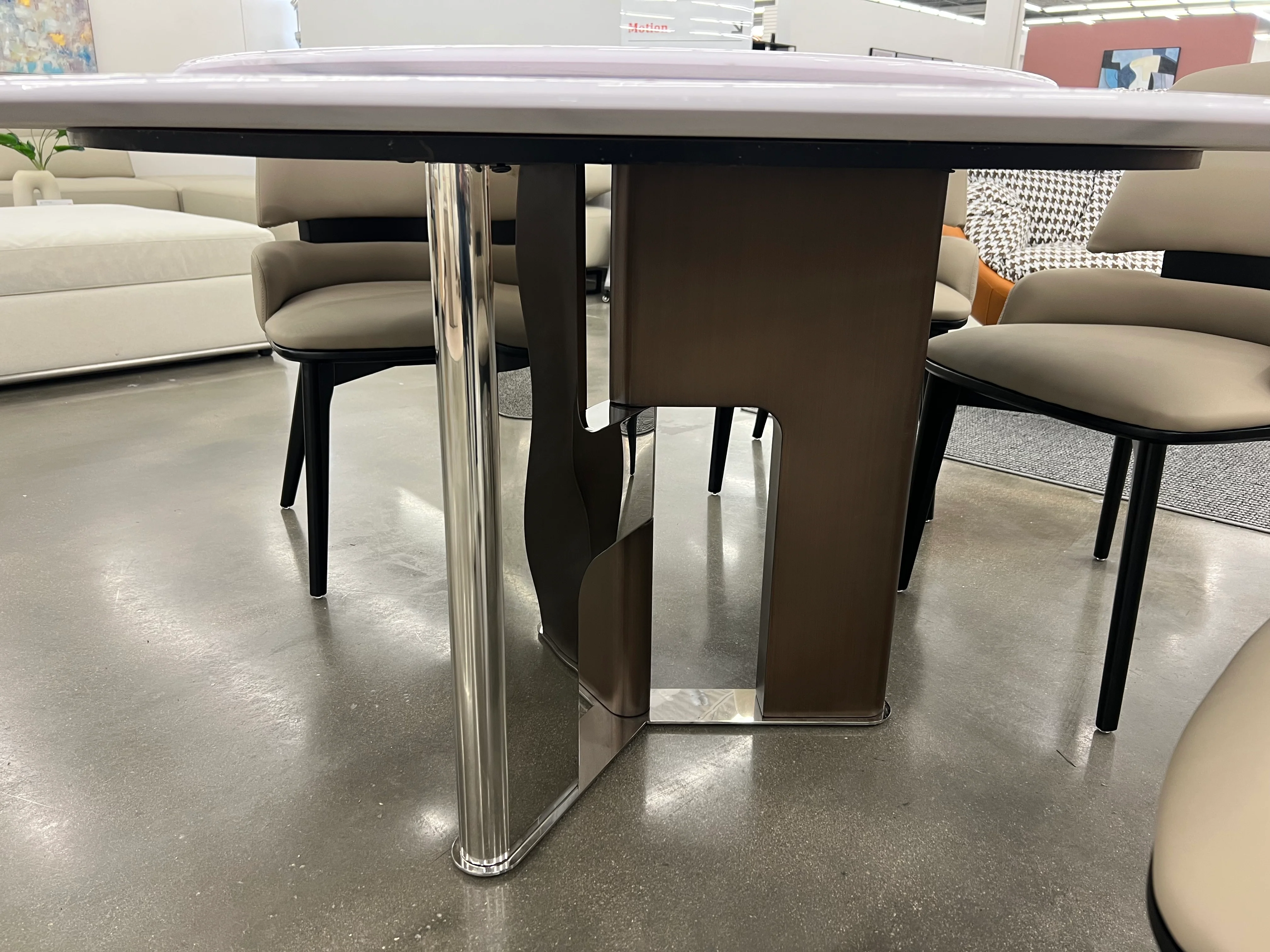 Aurora Round Dining Table - Image 7