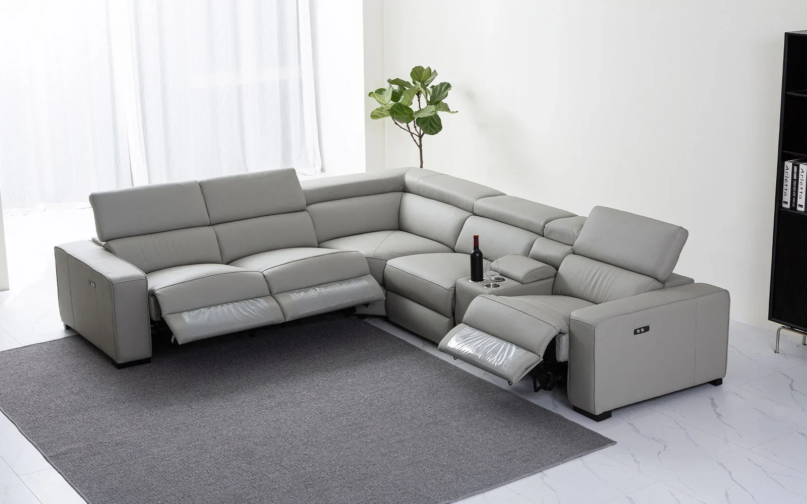 Cervina Modern Motion Reclining Sectional - Image 3