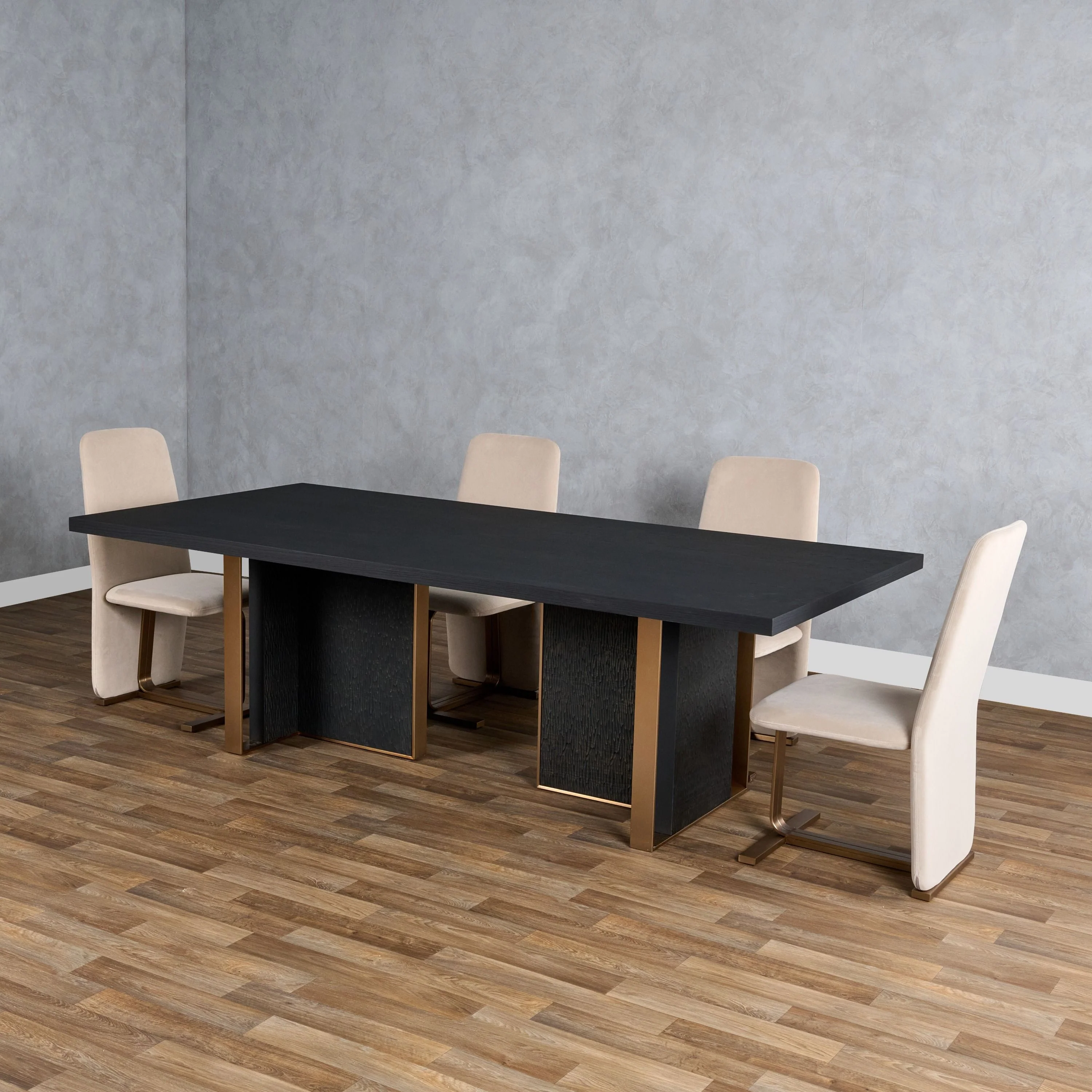 Clear Mist Table - Image 10