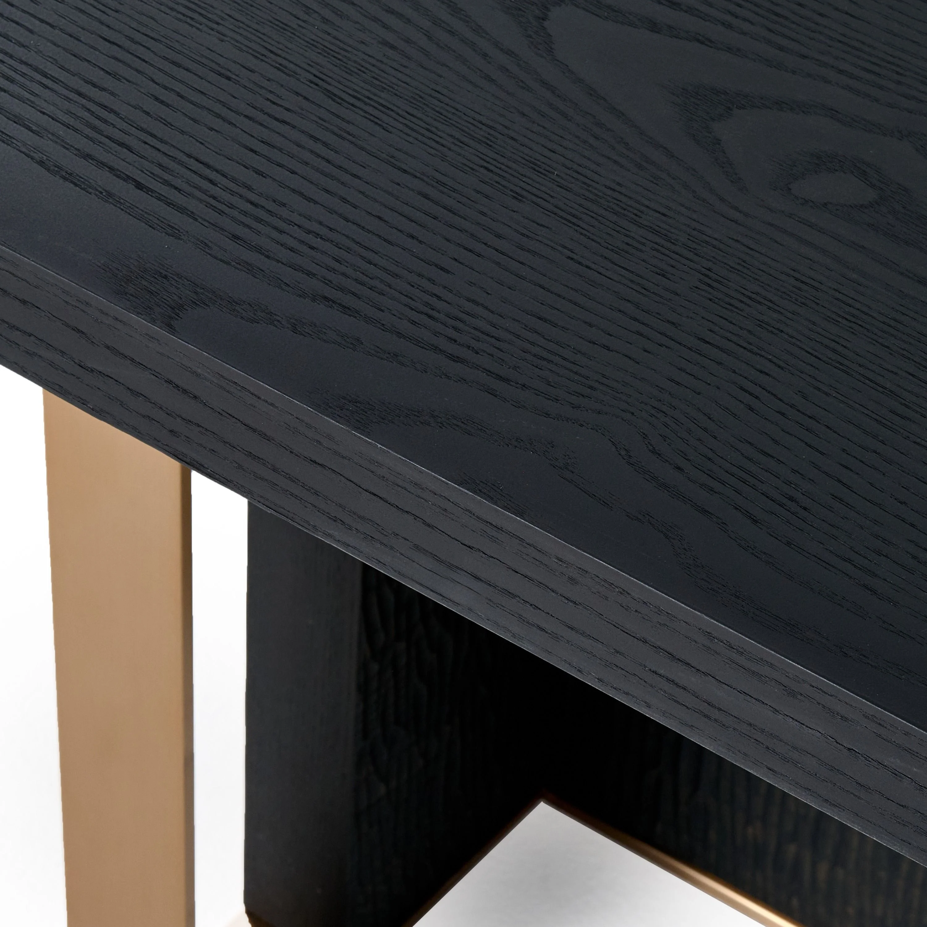 Clear Mist Table - Image 14