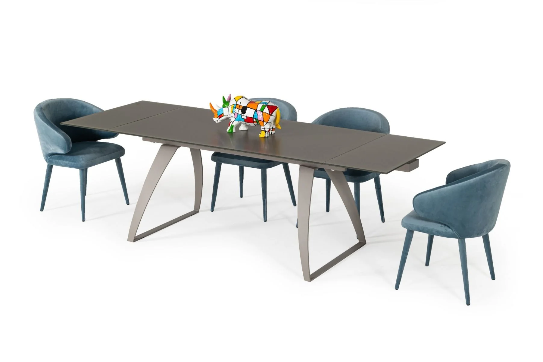 Clear River Table - Image 9