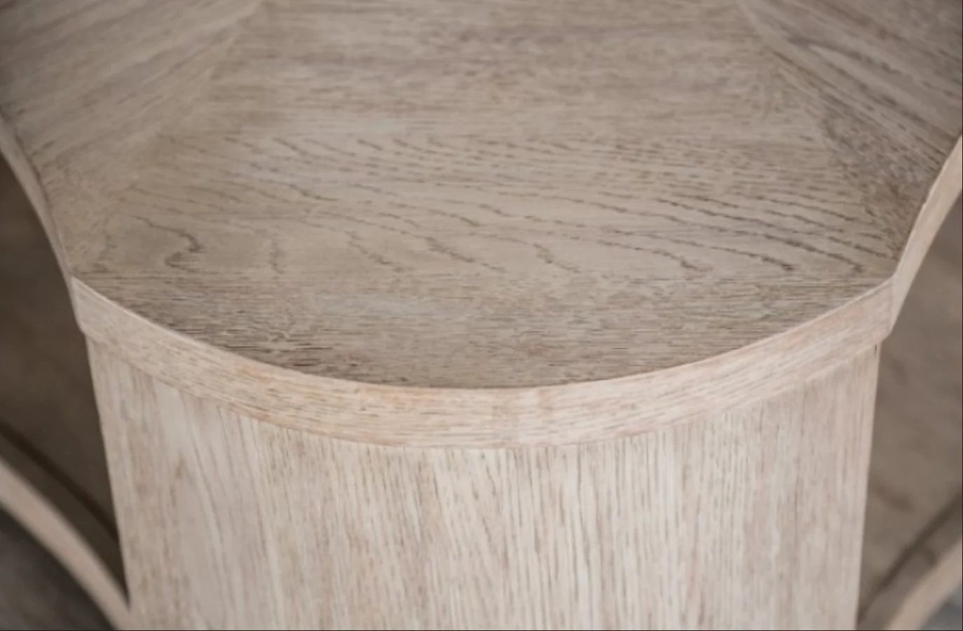 Conisbrough Cocktail Table - Image 5