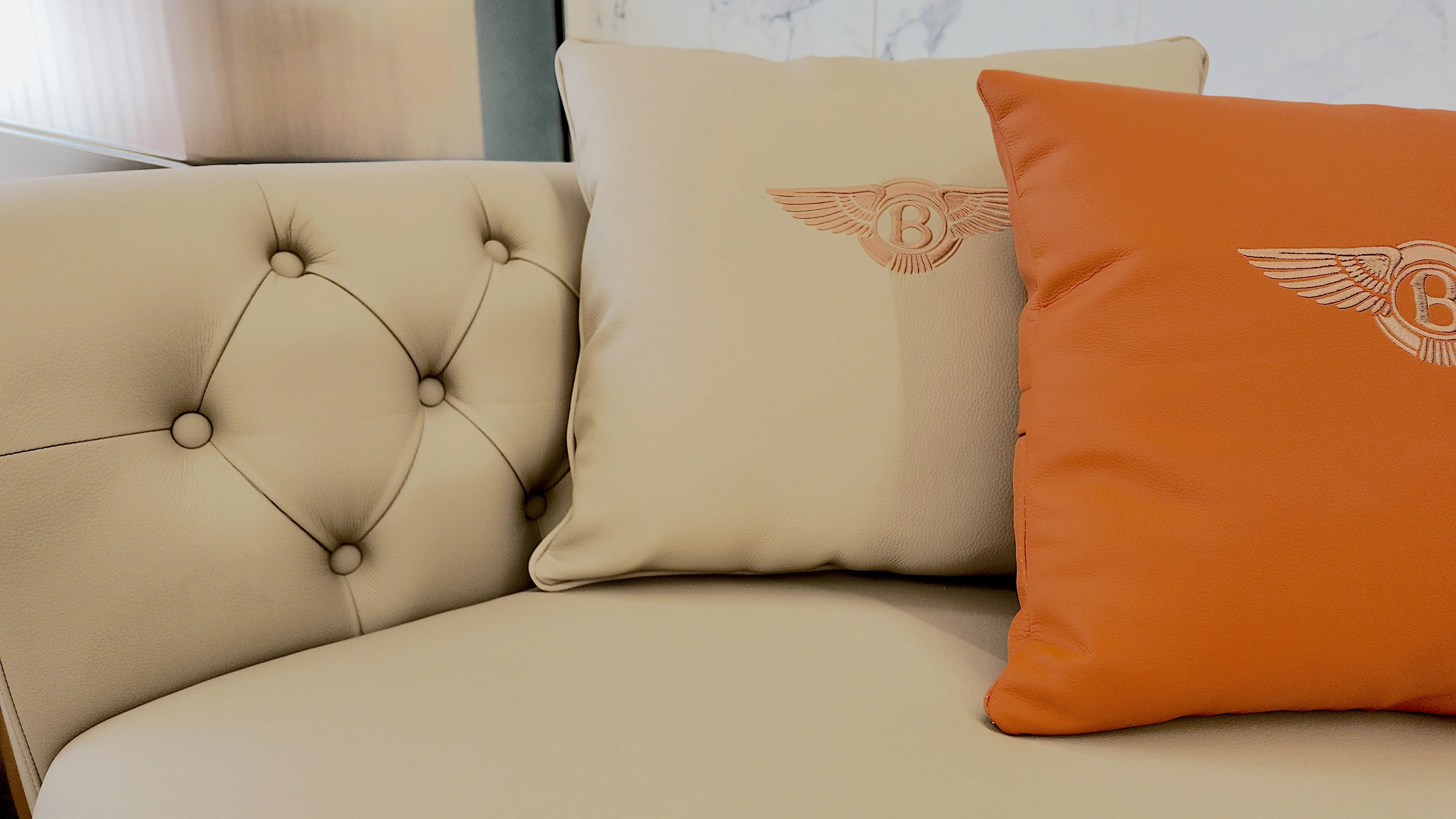 Continental Luxe Sofa Set - Image 9