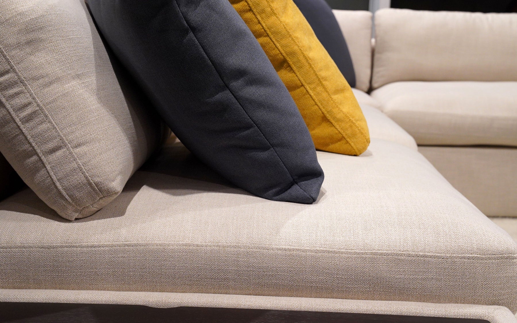 Dente di Leone Modular Modern Fabric Sectional Sofa - Image 8