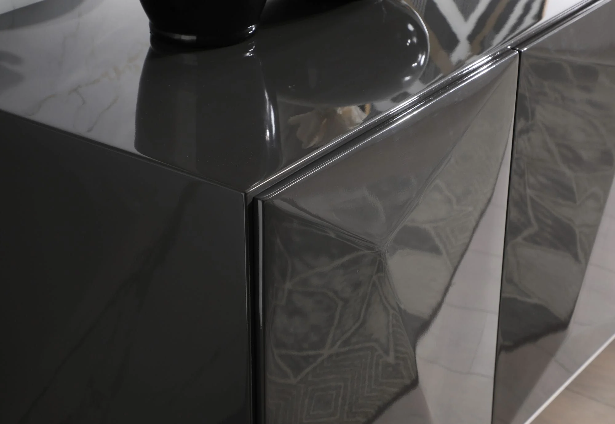 Grey Prism Buffet - Image 3