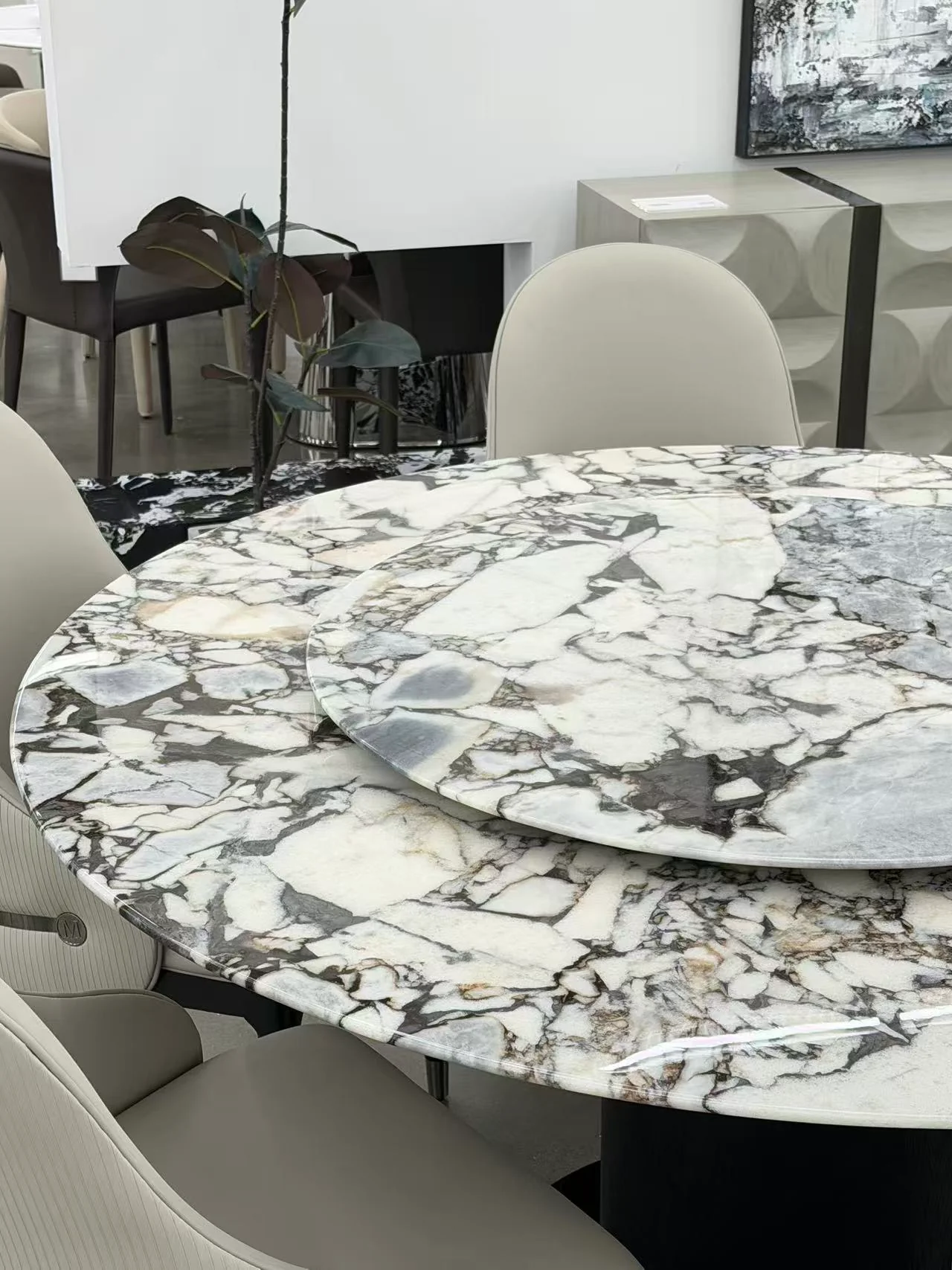 Koi Marble Round Table - Image 7