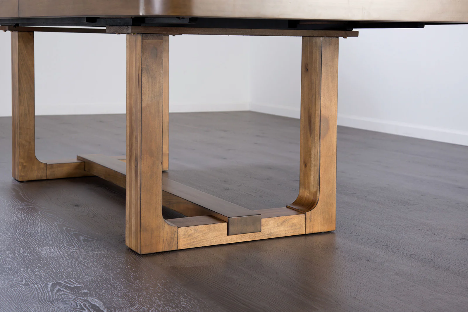 Mandal Expandable Dining Table Set - Image 4
