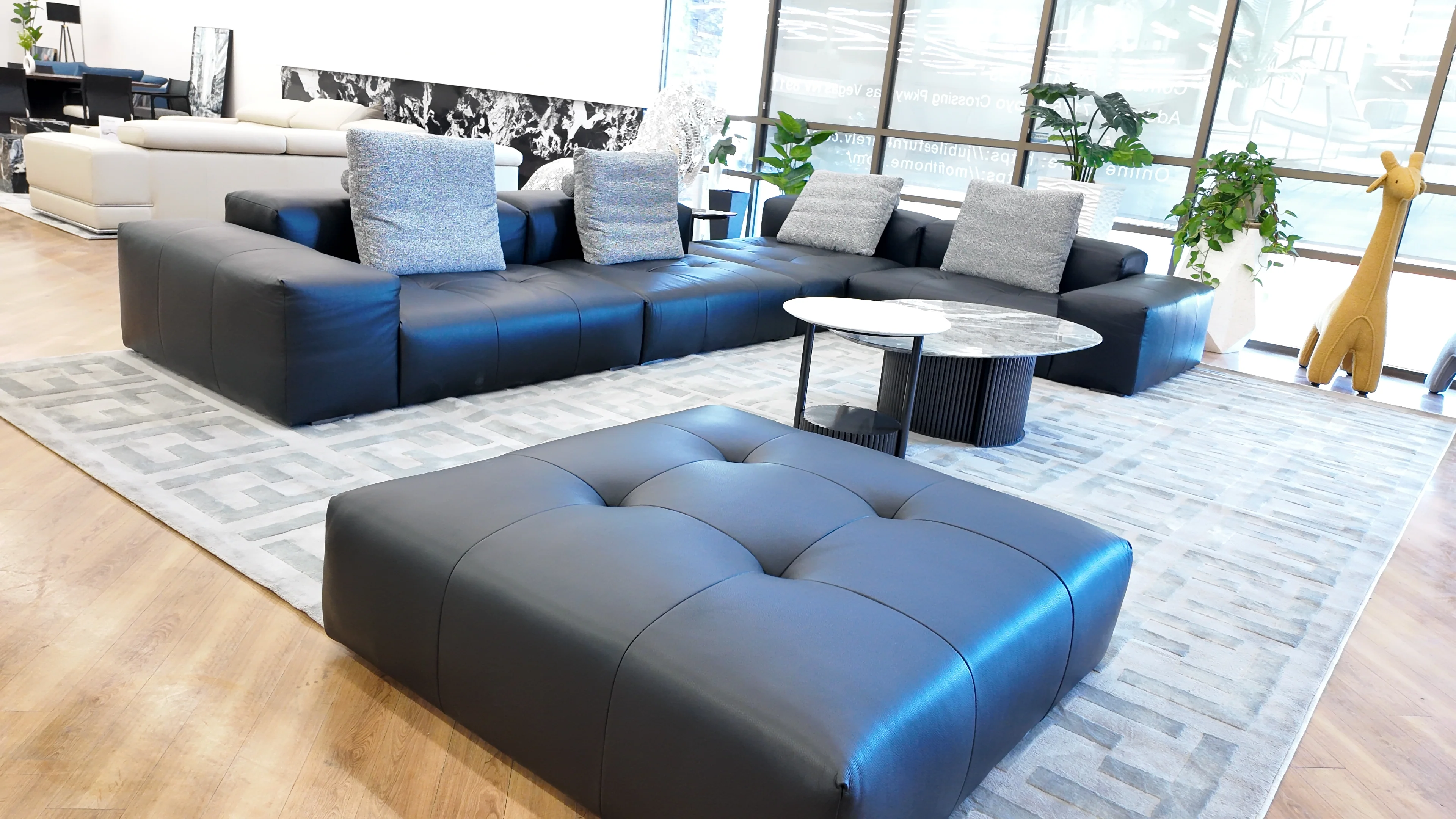Milano Divano Sectional - Image 11