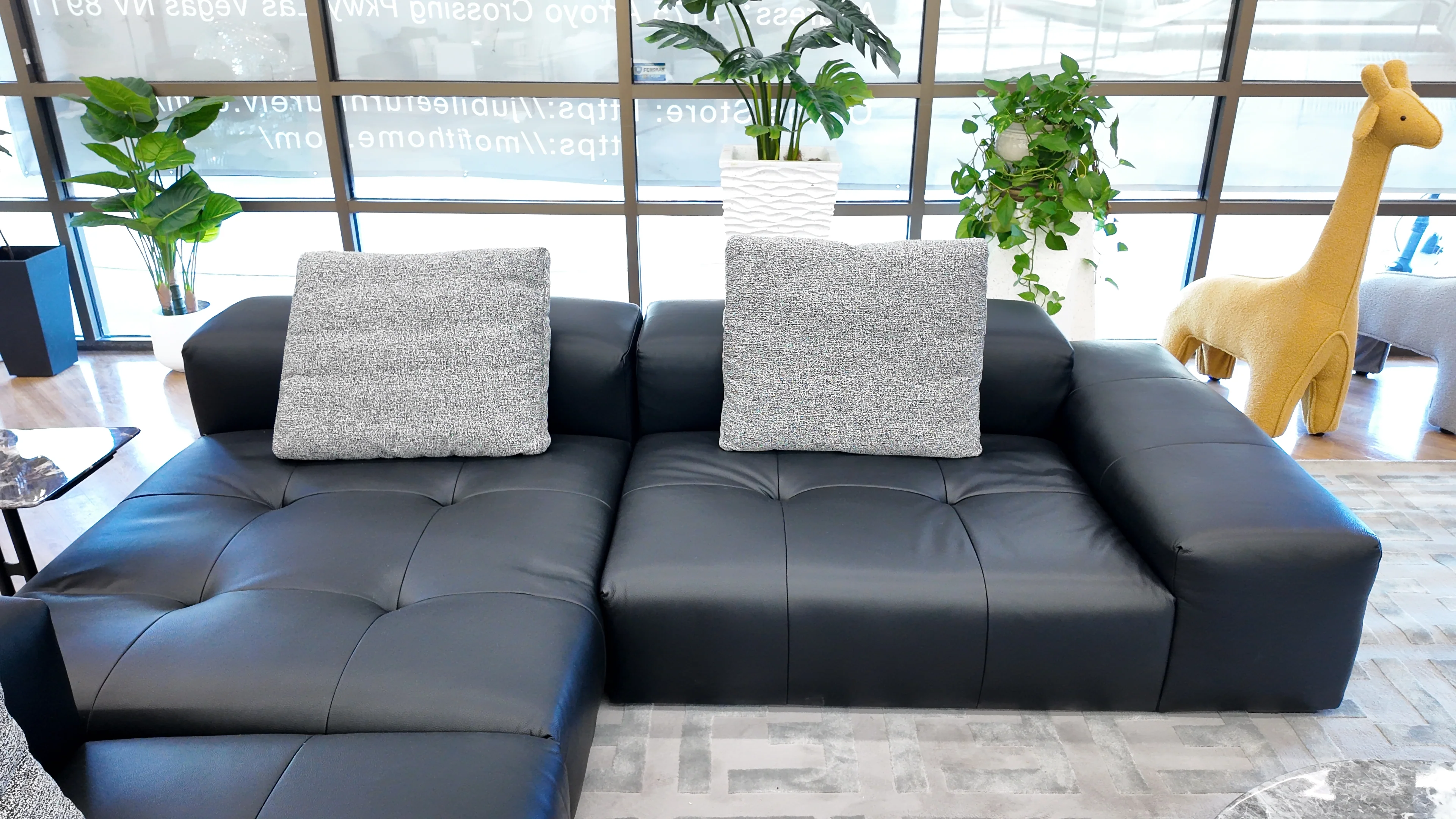 Milano Divano Sectional - Image 13