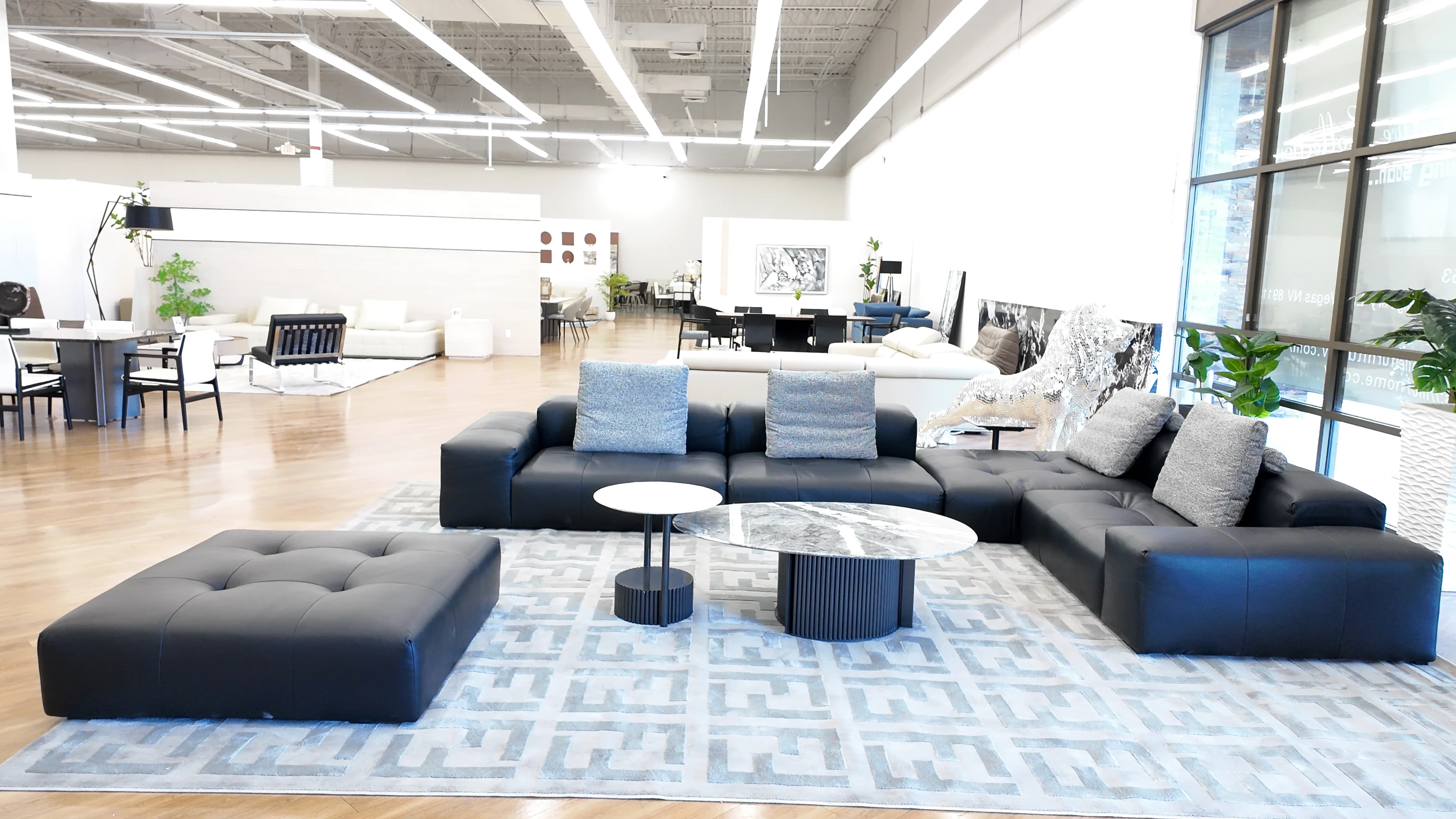 Milano Divano Sectional - Image 8