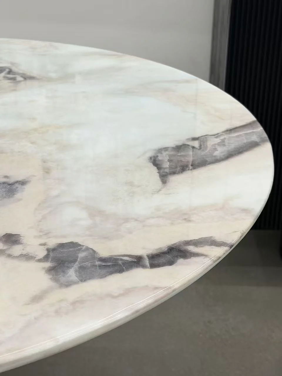 Milliano Luxe Dining Table - Image 5