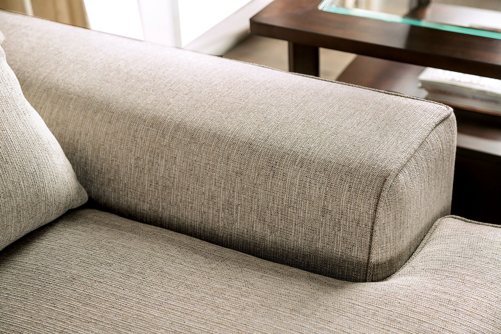 New Meadows Traditional Loveseat - Image 5