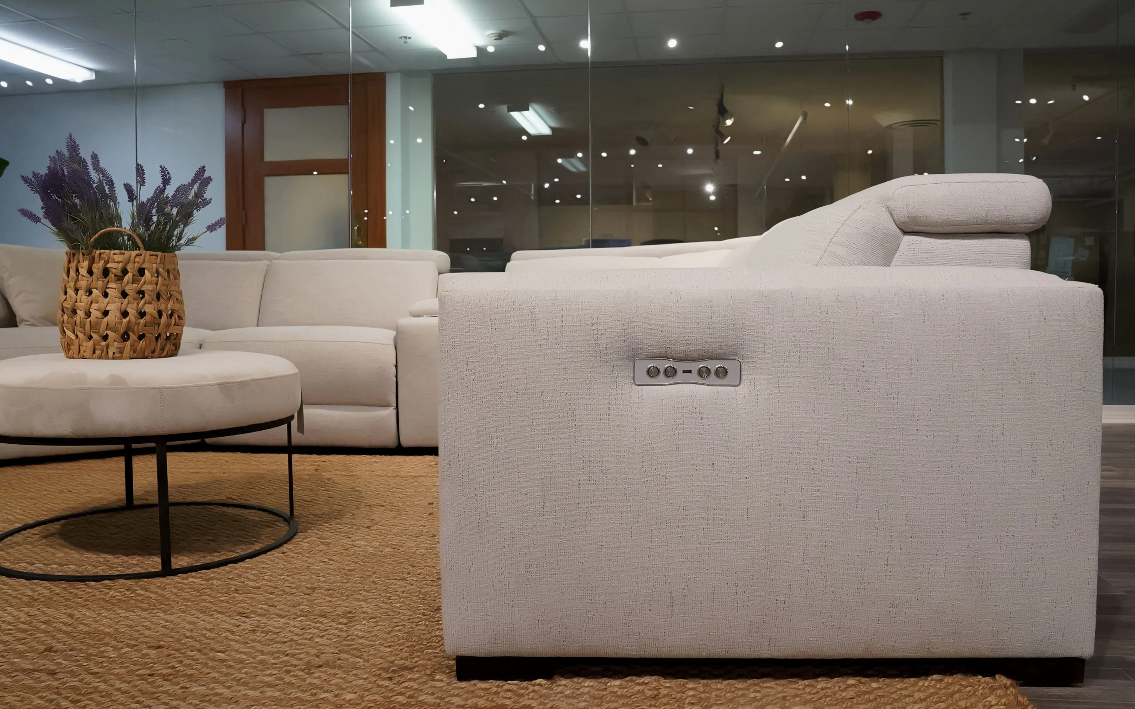 Niro Modern Motion Reclining Sectional - Image 10