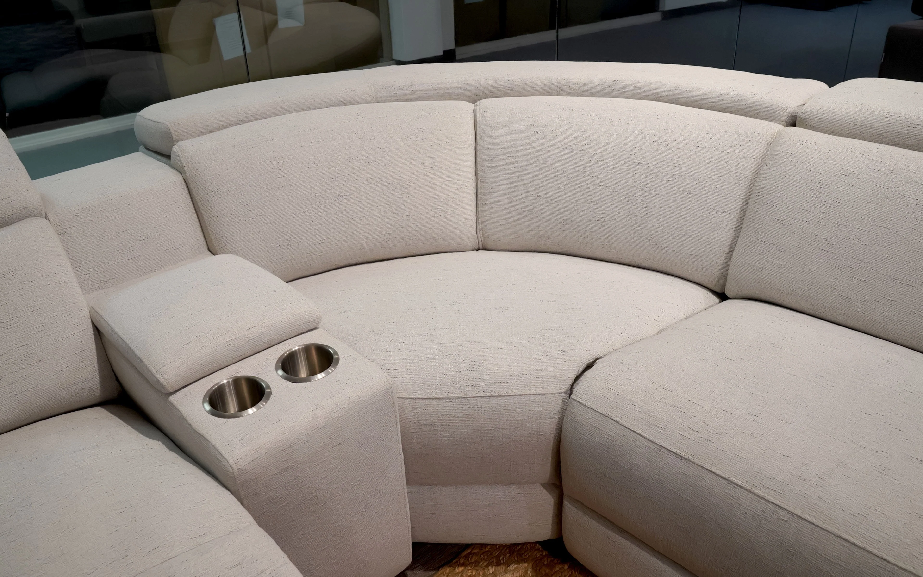 Niro Modern Motion Reclining Sectional - Image 8