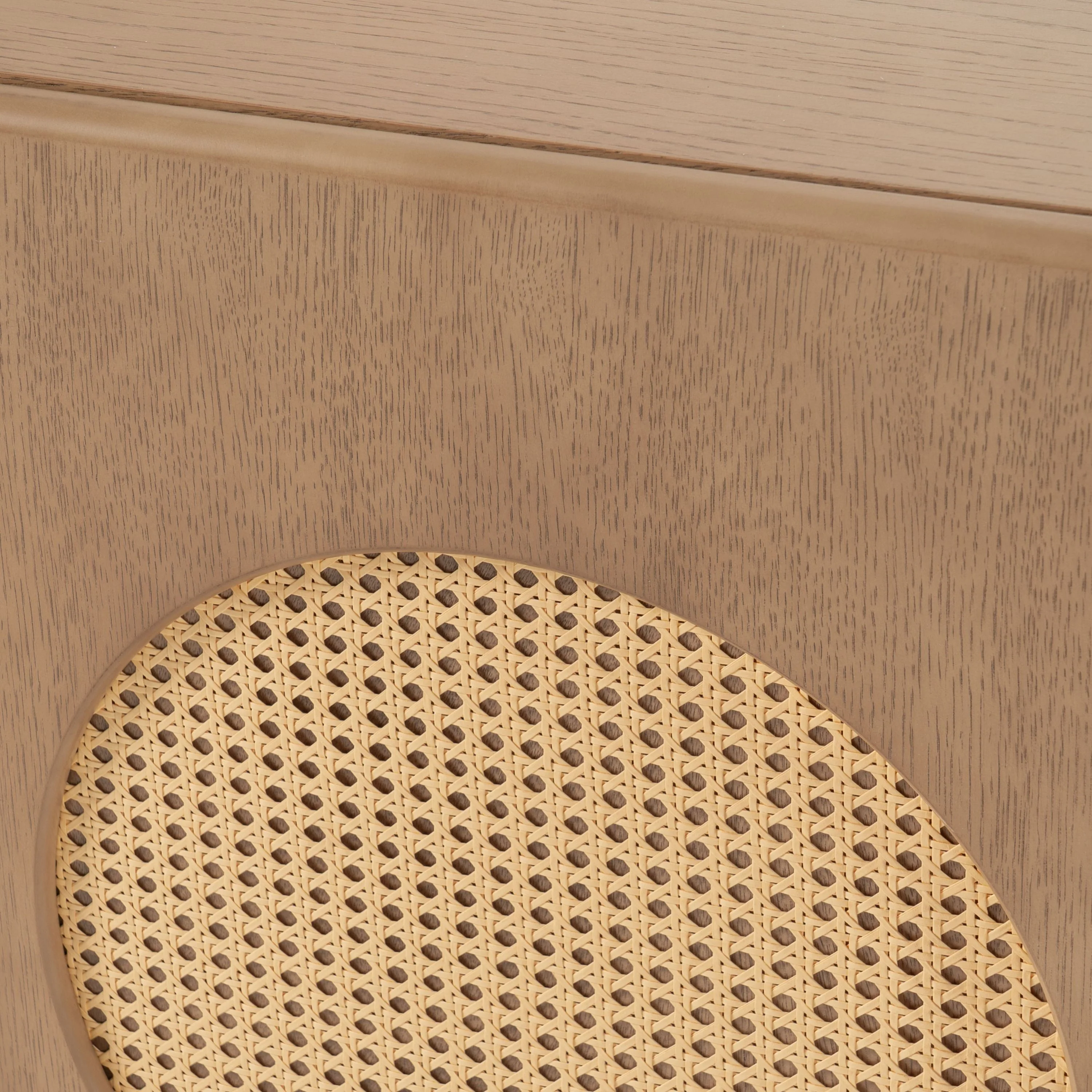 Oak Haven Buffet - Image 7