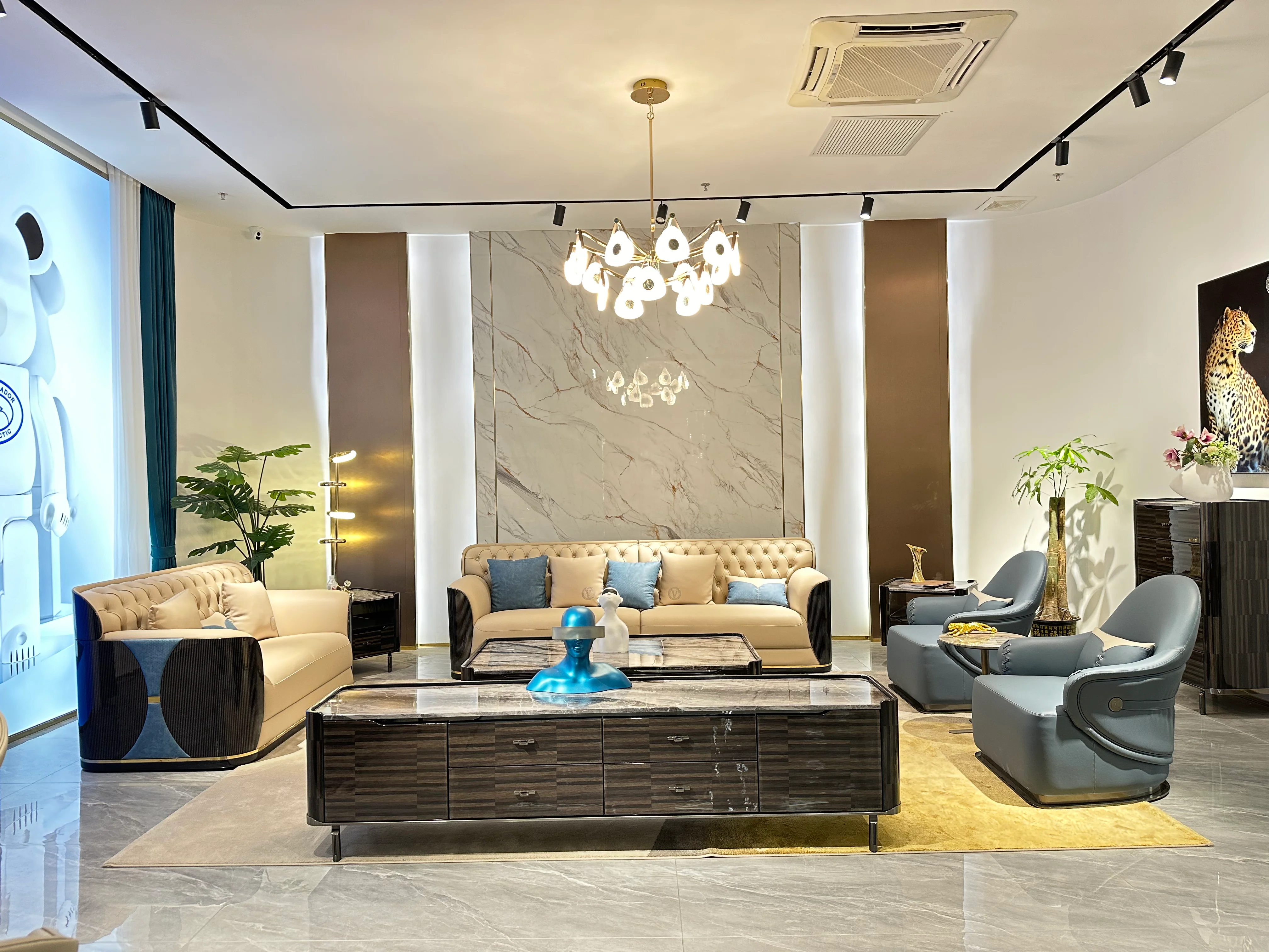 Palatial Luxe Sofa Set - Image 2