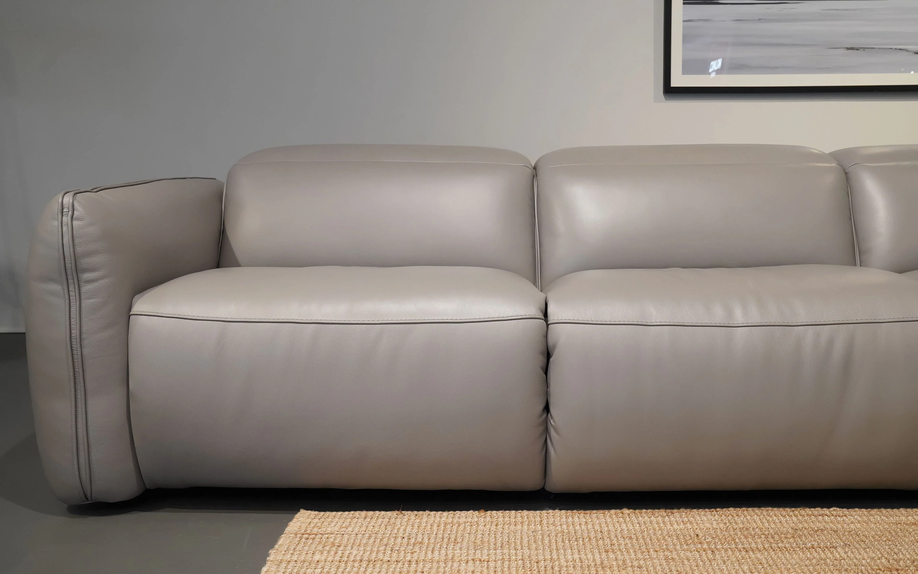 Snoopy Modern Motion Reclining Sectional Sofa - Image 5